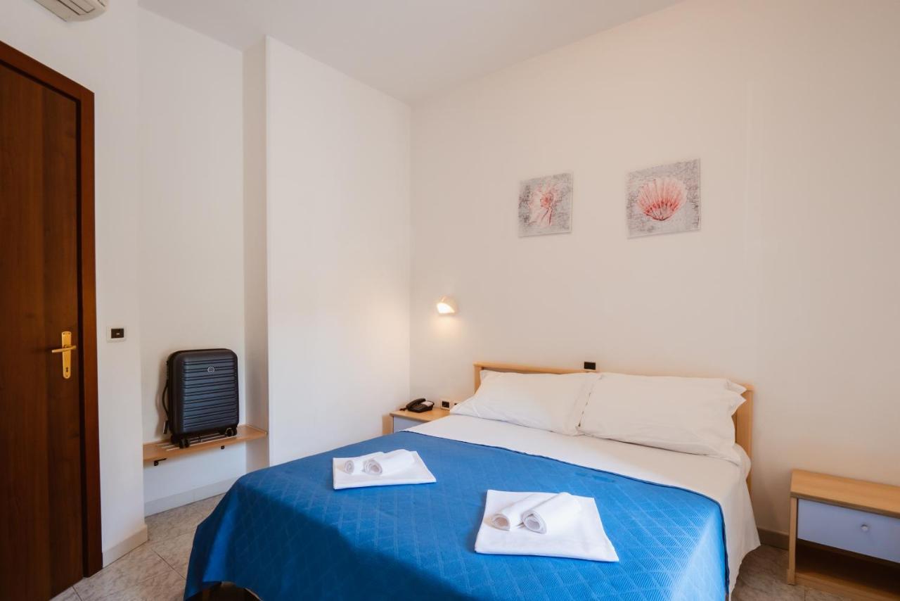 Hotel Villa Del Mare Senigallia Exterior photo